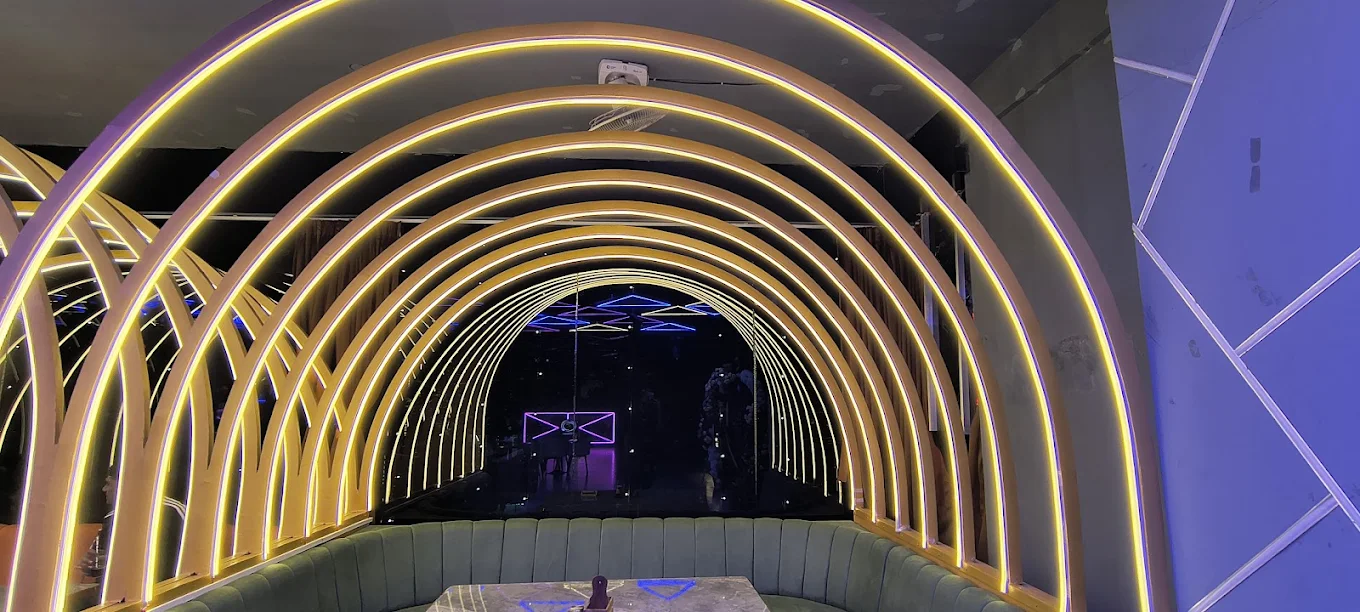 Nightclub ambience - BTS DISC 2.0 Patna